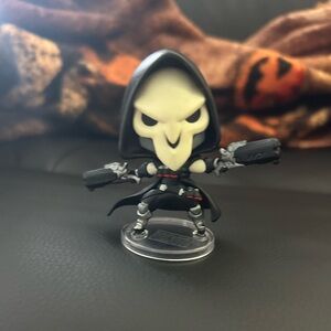 Overwatch Reaper figure